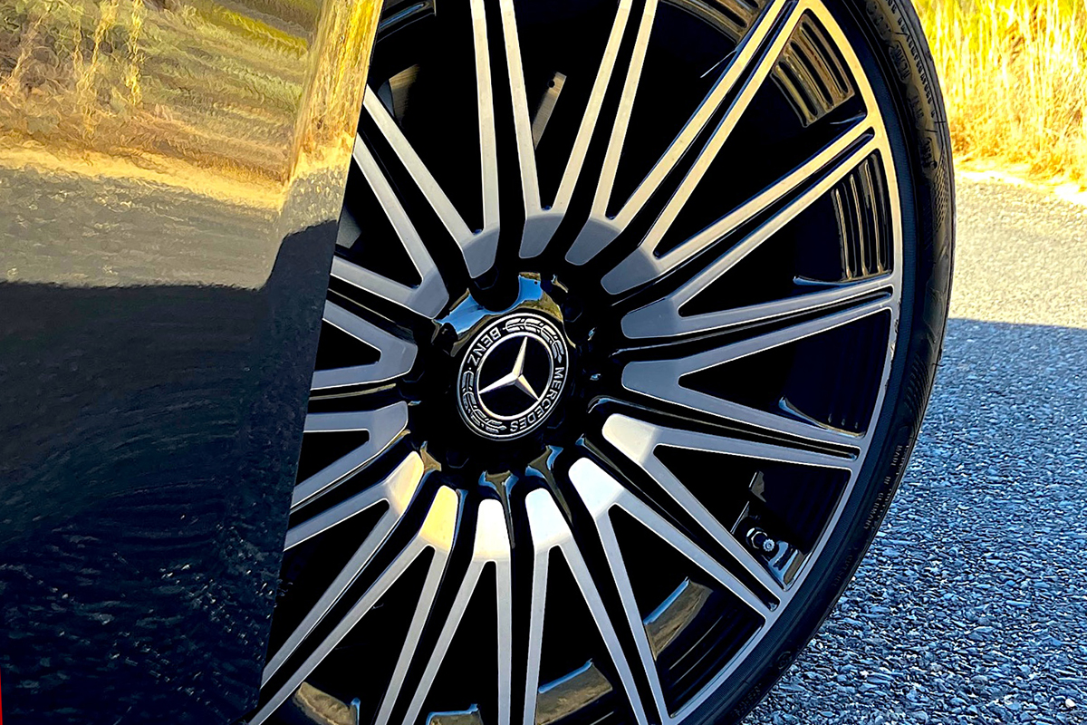 Mercedes
