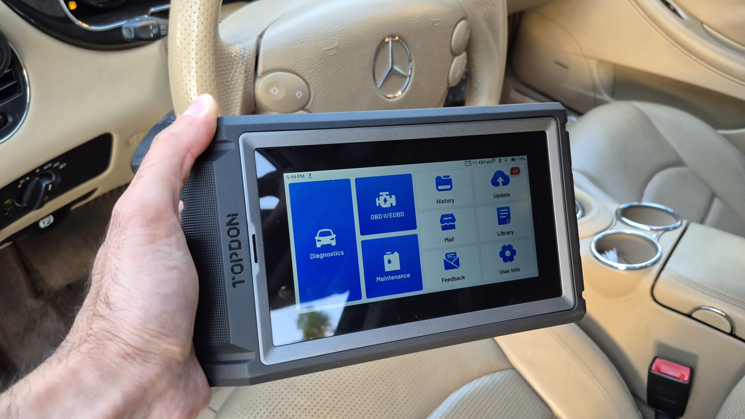 TopDon ArtiDiag 800 BT 2 Review: One of the Best Budget OBD2 Scanners for 2025