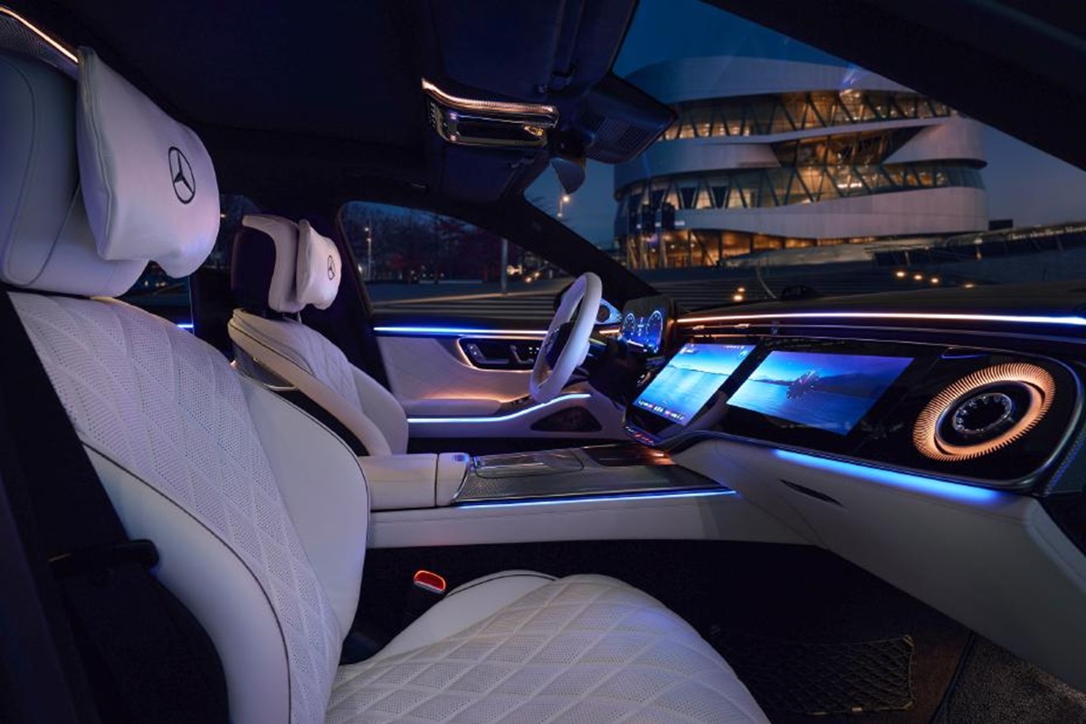 Mercedes-Benz Shows Off the New S-Class with a Video Walkaround