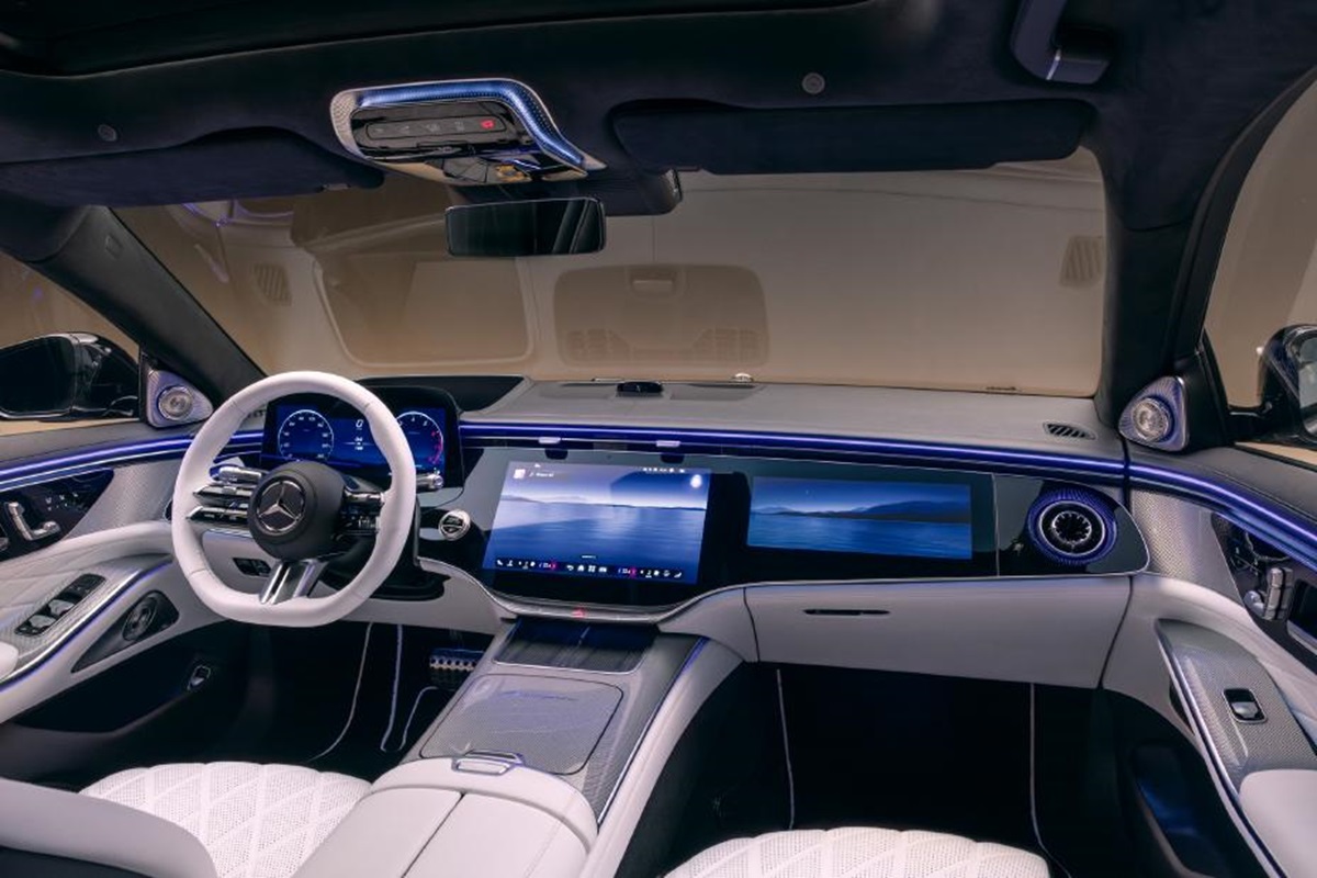 Mercedes-Benz Shows Off the New S-Class with a Video Walkaround